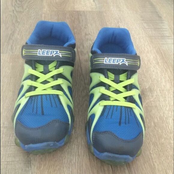 Leepz lights on shoes!!! - Picture 3 of 5